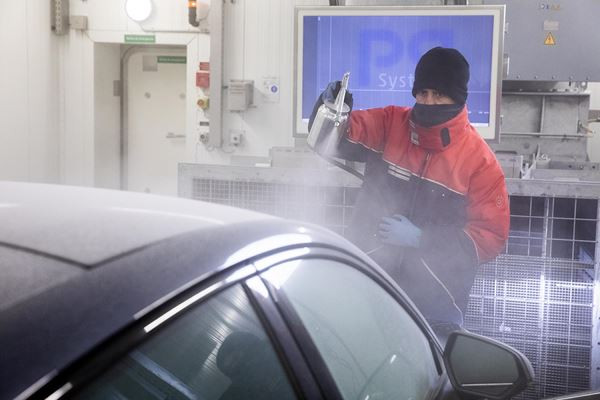 Les véhicules testés à des températures qui varient de moins 40 à plus 60 degrés