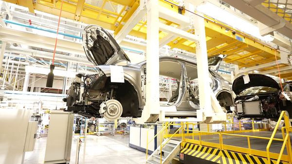 L’usine Renault de Douai fait sa métamorphose électrique
