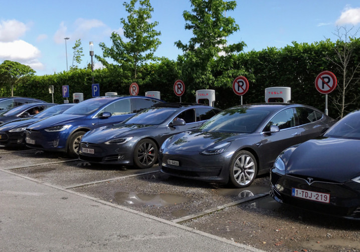 La voiture électrique ne pourra réduire seule drastiquement les émissions de gaz à effet de serre