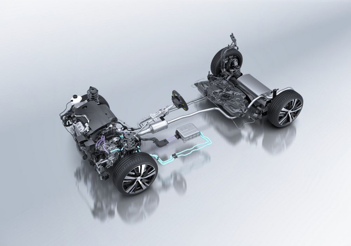 Le système Peugeot Hybrid 48V permet une réduction jusqu'à 15 % de la consommation