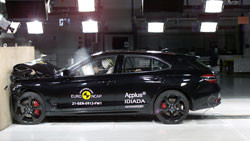 La Genesis G70 obtient cinq étoiles aux crash-tests Euro NCAP