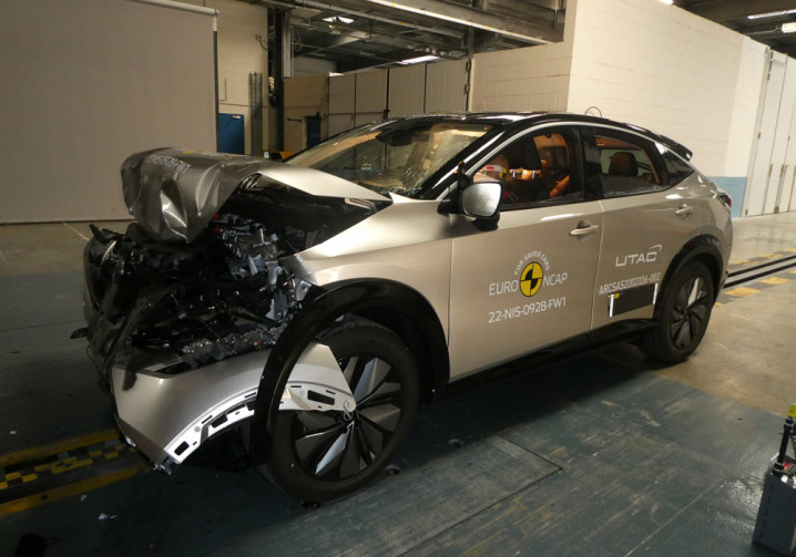 Le crossover électrique Nissan Ariya obtient cinq étoiles aux crash-tests Euro NCAP 2022