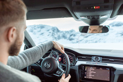 Des conseils avant d’arpenter les routes enneigées en hiver