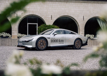 Le prototype Mercedes Vision EQXX parcourt 1 202 km avec une seule charge de batterie