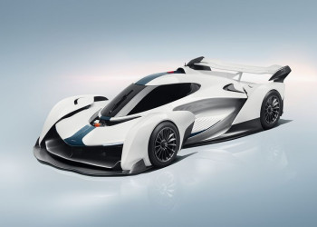 Le concept-car de monoplace à cockpit fermé McLaren Solus GT offre des performances extrêmes