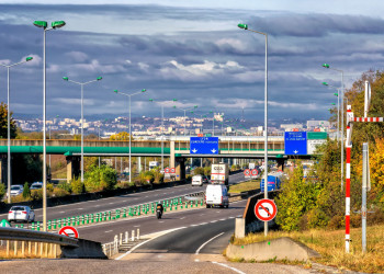 La voiture individuelle est aujourd'hui indispensable