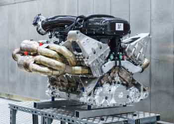 Le bloc V12 de l'Aston Martin Valkyrie débite une puissance de 1 000 ch