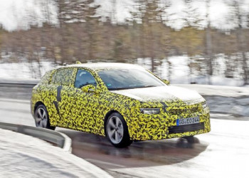 L'Opel Astra nouvelle génération entre dans un marathon de tests