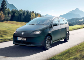 Sono Sion : un projet de voiture électrique à enveloppe solaire accessible