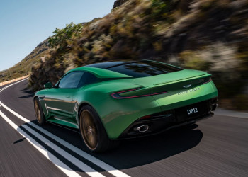 L'Aston Martin DB12 embarque un moteur V8 4.0 litres Twin-Turbo de 680 ch