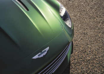 L'Aston Martin DB12 embarque un moteur V8 4.0 litres Twin-Turbo de 680 ch