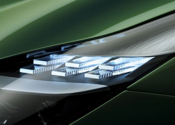 L'Aston Martin DB12 embarque un moteur V8 4.0 litres Twin-Turbo de 680 ch