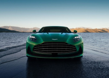 L'Aston Martin DB12 embarque un moteur V8 4.0 litres Twin-Turbo de 680 ch