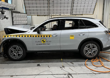 Le SUV de taille intermédiaire Mercedes GLC obtient cinq étoiles aux crash-tests Euro NCAP 2022