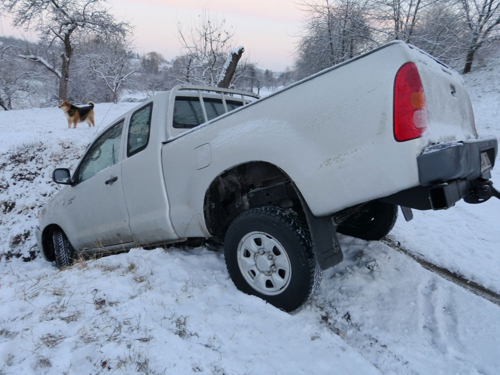 Un véhicule sans équipements hivernaux obligatoires peut se retrouver sans prise en charge de l'assureur