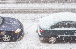 Vague de froid : givre sur le pare-brise, pression des pneus