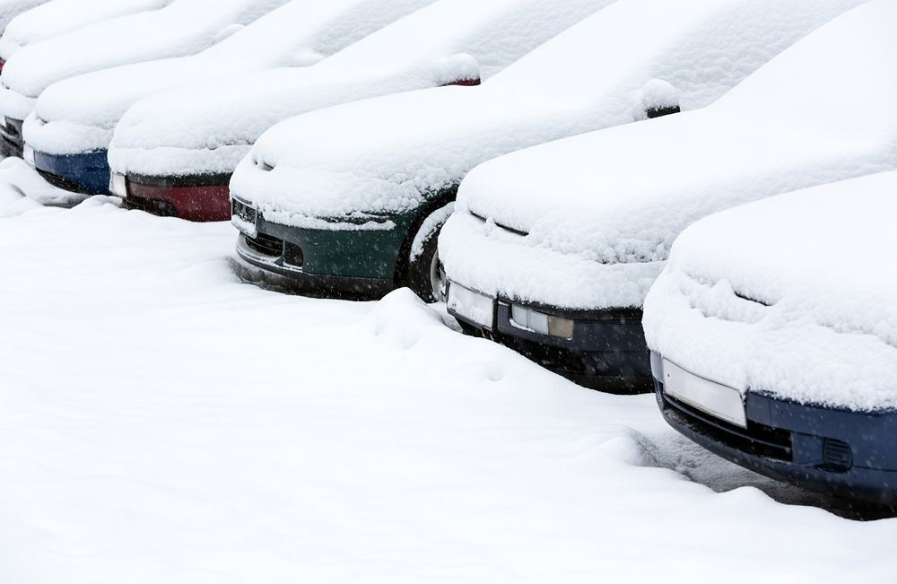 Des conseils pour optimiser la batterie d'un véhicule électrique en montagne