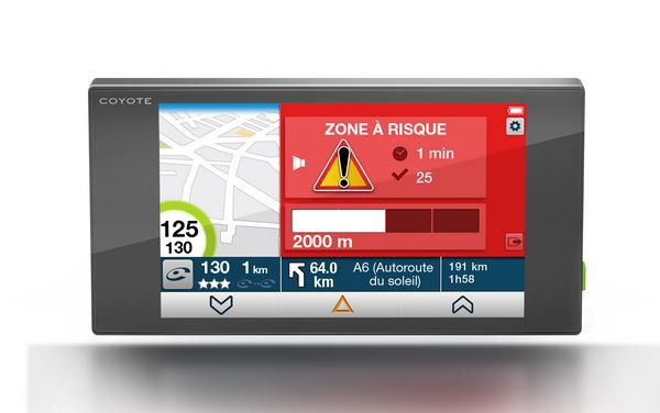 L'avertisseur de dangers Coyote Nav intégre la navigation