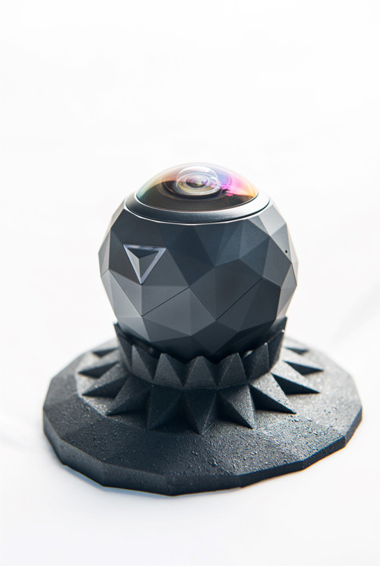 La caméra à 360° Nissan JukeCam fournit des images en caméra embarquée