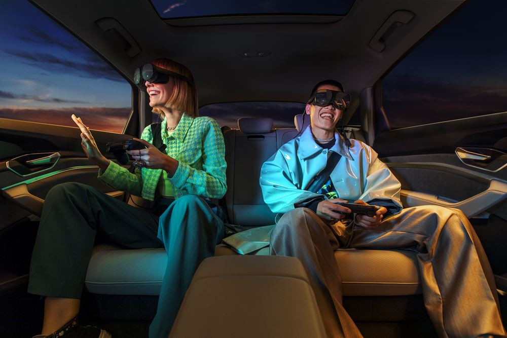 Le divertissement en réalité virtuelle embarque à bord des voitures