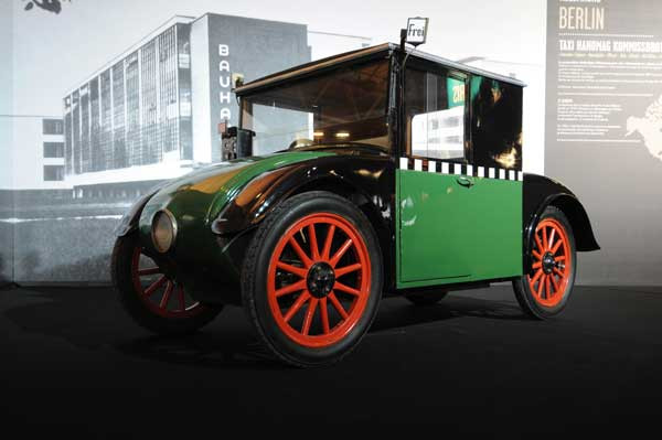 Retrouvez en images « Les Taxis du Monde » du Mondial de l’Automobile de Paris
