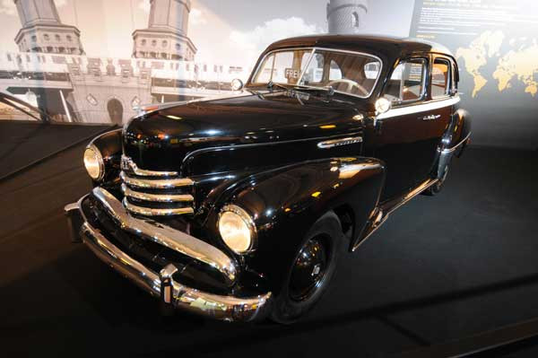 Retrouvez en images « Les Taxis du Monde » du Mondial de l’Automobile de Paris