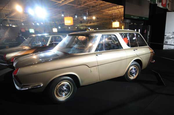 Retrouvez en images « Les Taxis du Monde » du Mondial de l’Automobile de Paris