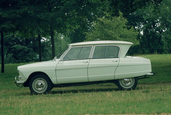 La Citroën Ami 6 célèbre ses 50 ans