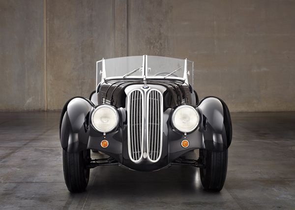 La BMW 328 célèbre ses 75 ans