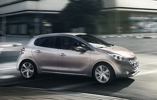 L'une de ces huit voitures sera élue « Voiture de l’Année 2013 »