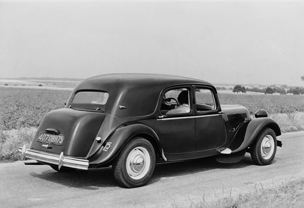 Citroën célèbre les 80 ans de sa Traction Avant
