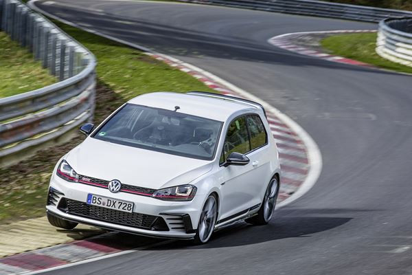 La Volkswagen Golf GTI Clubsport S décroche le record au tour de la Nordschleife