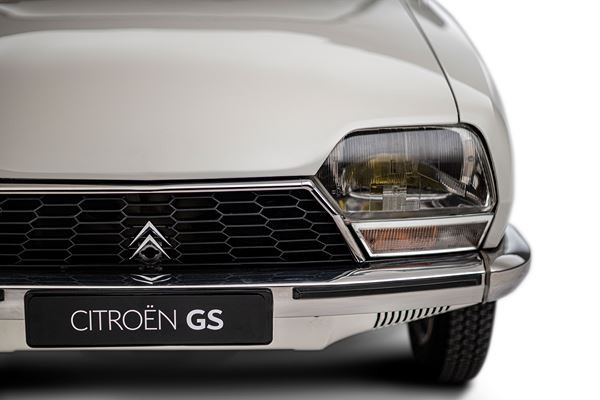 La Citroën GS à la forme aérodynamique surprenante fête ses cinquante ans