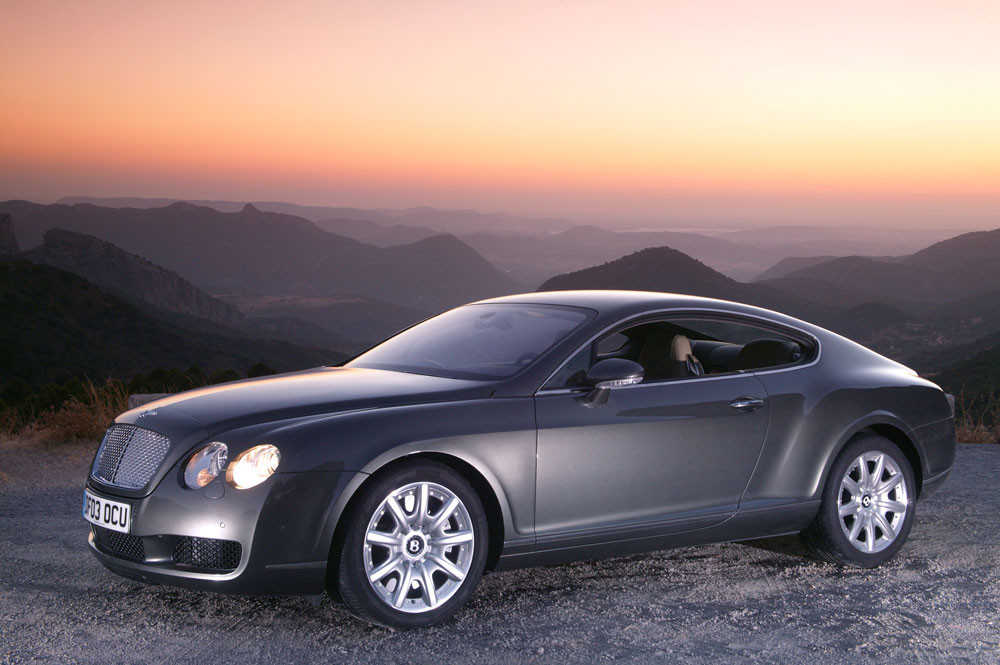 Le coupé quatre places Bentley Continental GT célèbre ses 20 ans