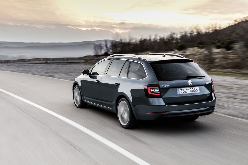 Le break Skoda Octavia Combi moderne fête ses 25 ans