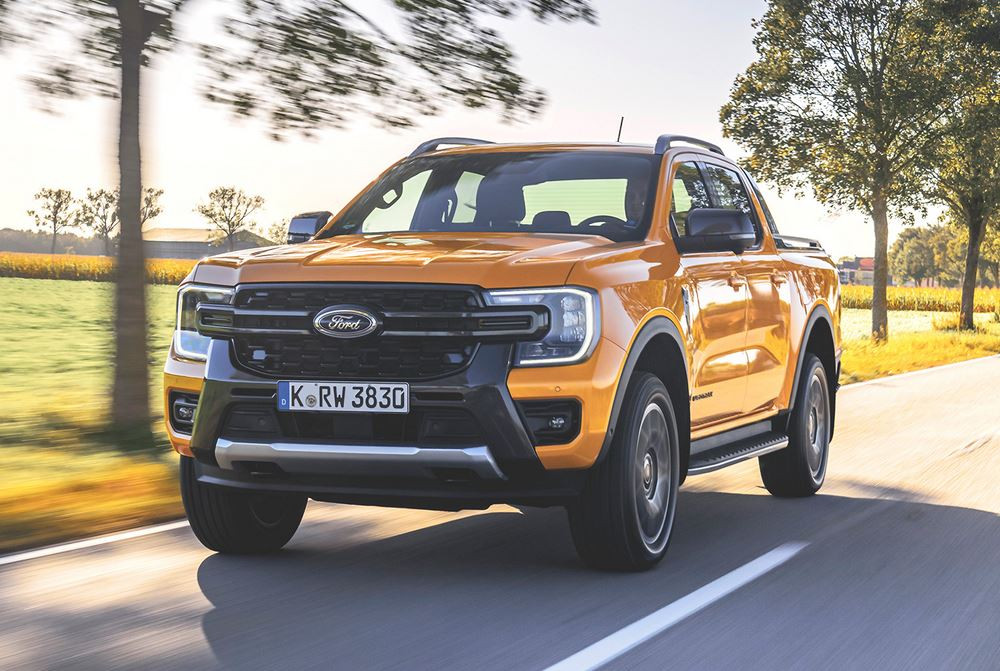 Les pick-ups Ford Ranger et Volkswagen Amarok élus pick-up de l'année pour la période 2024-2025