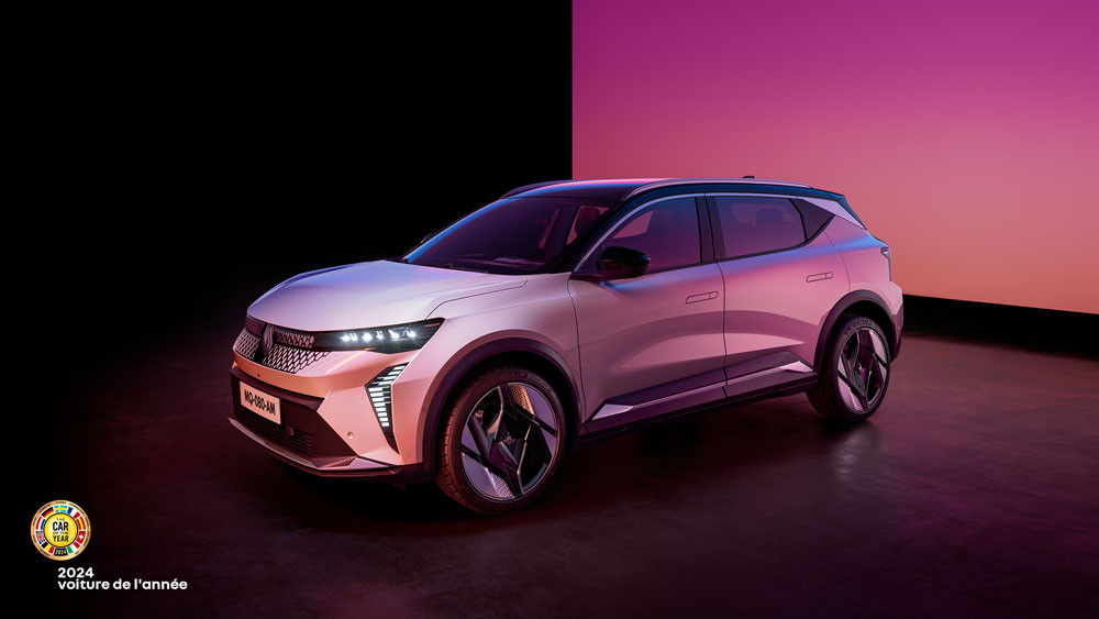 Le Renault Scénic E-Tech electric élu « Car of the Year » 2024