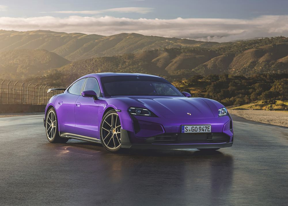 La Porsche Taycan Turbo GT avec pack Weissach s'offre le record au tour sur le Weathertech Raceway Laguna Seca