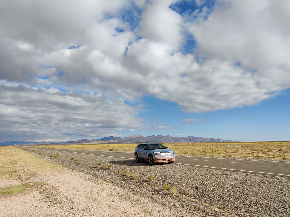 Le Ford Explorer électrique accomplit un tour du monde record de 30 000 km à travers 6 continents