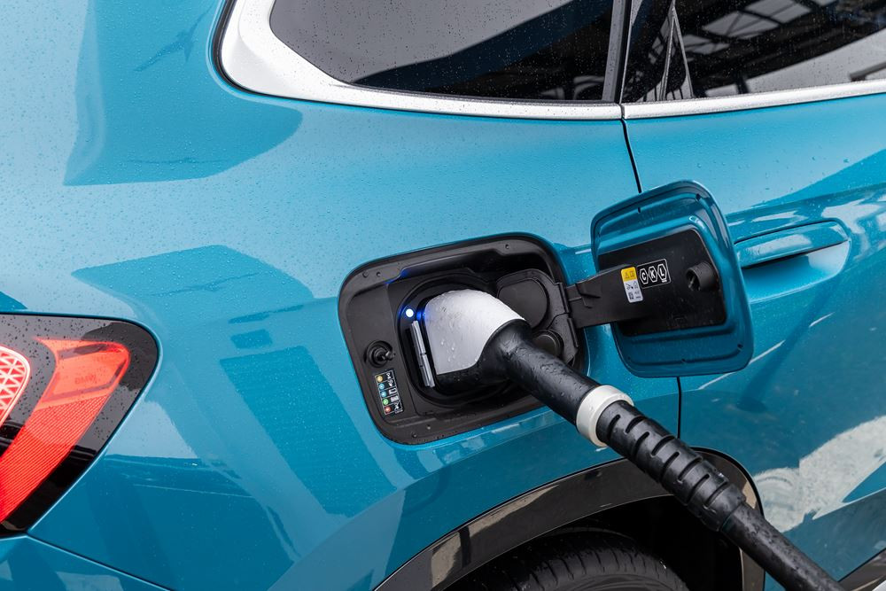 Plus de la moitié des Français pensent pouvoir effectuer le trajet des vacances en voiture électrique