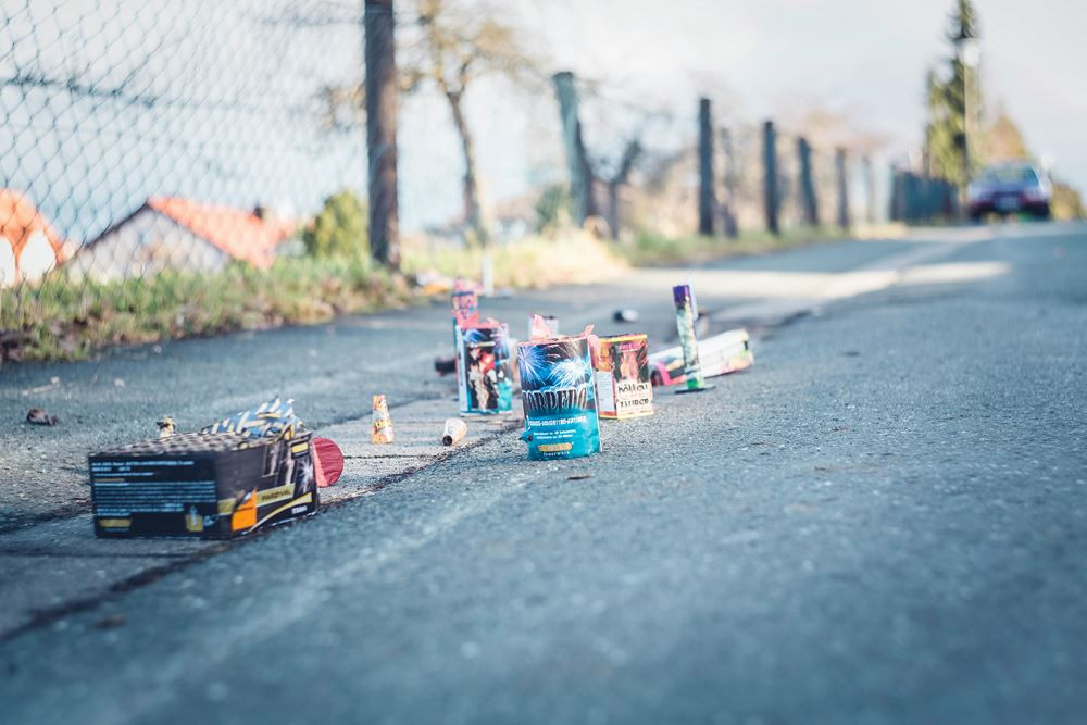 Plus d'1 Français sur 5 jette des déchets par la fenêtre de sa voiture sur autoroute