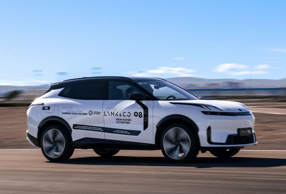 La Lynk & Co 08 hybride rechargeable établit un record en parcourant 293 km en mode électrique