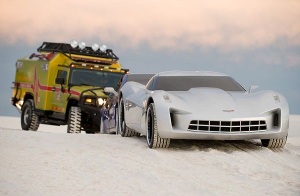 Des personnages basés sur des Chevrolet dans «Transformers 2 : La Revanche»
