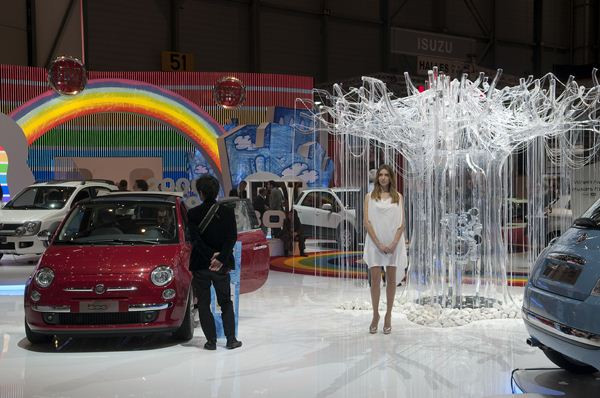 Le 80ème salon de l'automobile de Genève au travers de ses hôtesses