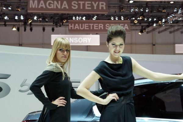 Le 80ème salon de l'automobile de Genève au travers de ses hôtesses