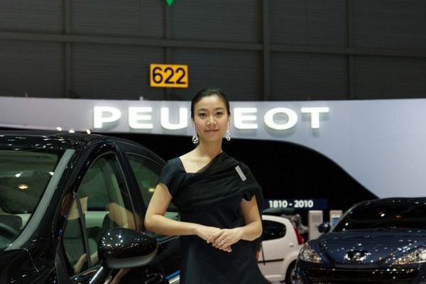 Le 80ème salon de l'automobile de Genève au travers de ses hôtesses