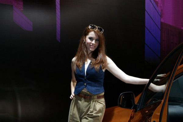 Le 80ème salon de l'automobile de Genève au travers de ses hôtesses
