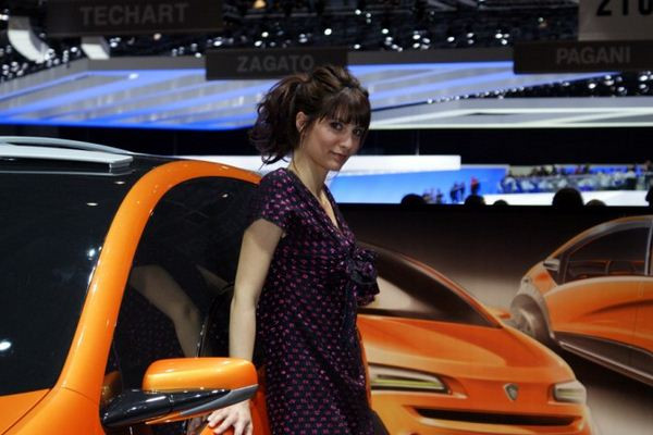 Le 80ème salon de l'automobile de Genève au travers de ses hôtesses