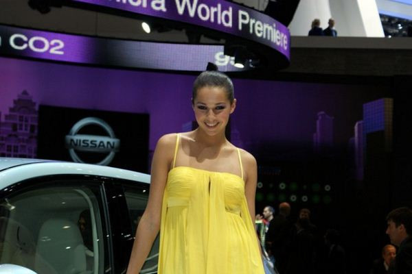 Le 80ème salon de l'automobile de Genève au travers de ses hôtesses