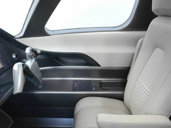 Le studio de design de BMW DesignworksUSA dessine le poste de pilotage de jets d’Embraer
